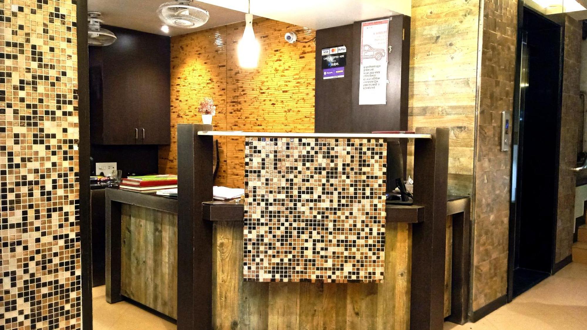 Hotel Ramniwas Jalgaon Ngoại thất bức ảnh